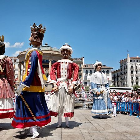 Top Apartment Frente A La Catedral Pampeluna Zewnętrze zdjęcie